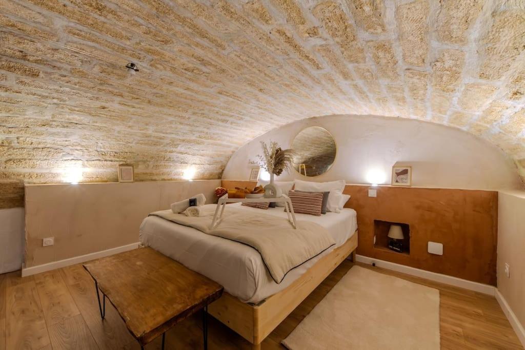 La Suite Eximia Avec Patio - Parking Souterrain Inclus - Centre Historique Монпелье Экстерьер фото